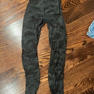 Lululemon Black Camouflage Leggings